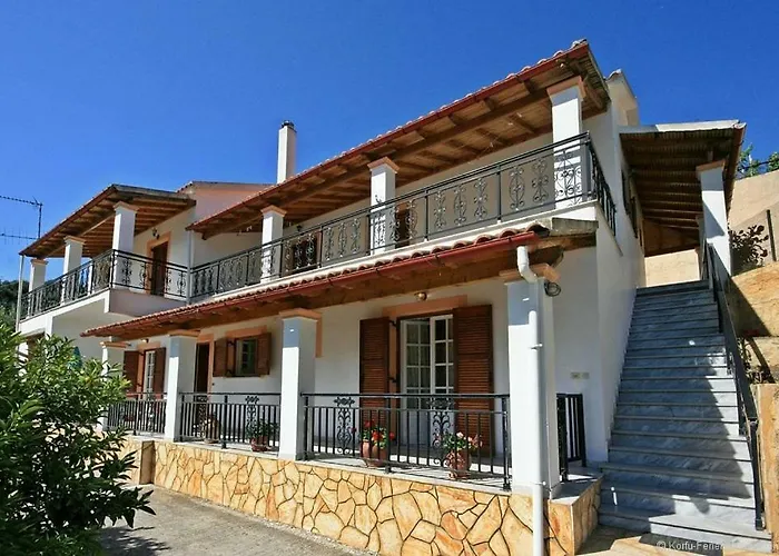 Lemonia Apartment